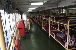 セブからドゥマゲテ（ドゥマゲッティ）への格安移動。治安も安心な夜行フェリーの寝台エリア。フィリピン留学の節約ルート。