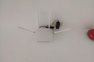 フィリピン留学中も仕事や動画視聴がスムーズ。校舎内に複数設置されたWi-Fiルーター